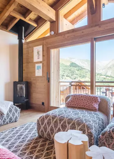 Chalet Felicita · Ski in ski out · Free Wifi · Outdoor hot tub · Large terrace